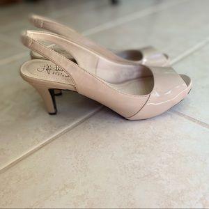 LifeStride Slingback Open Toe Pumps 👠
